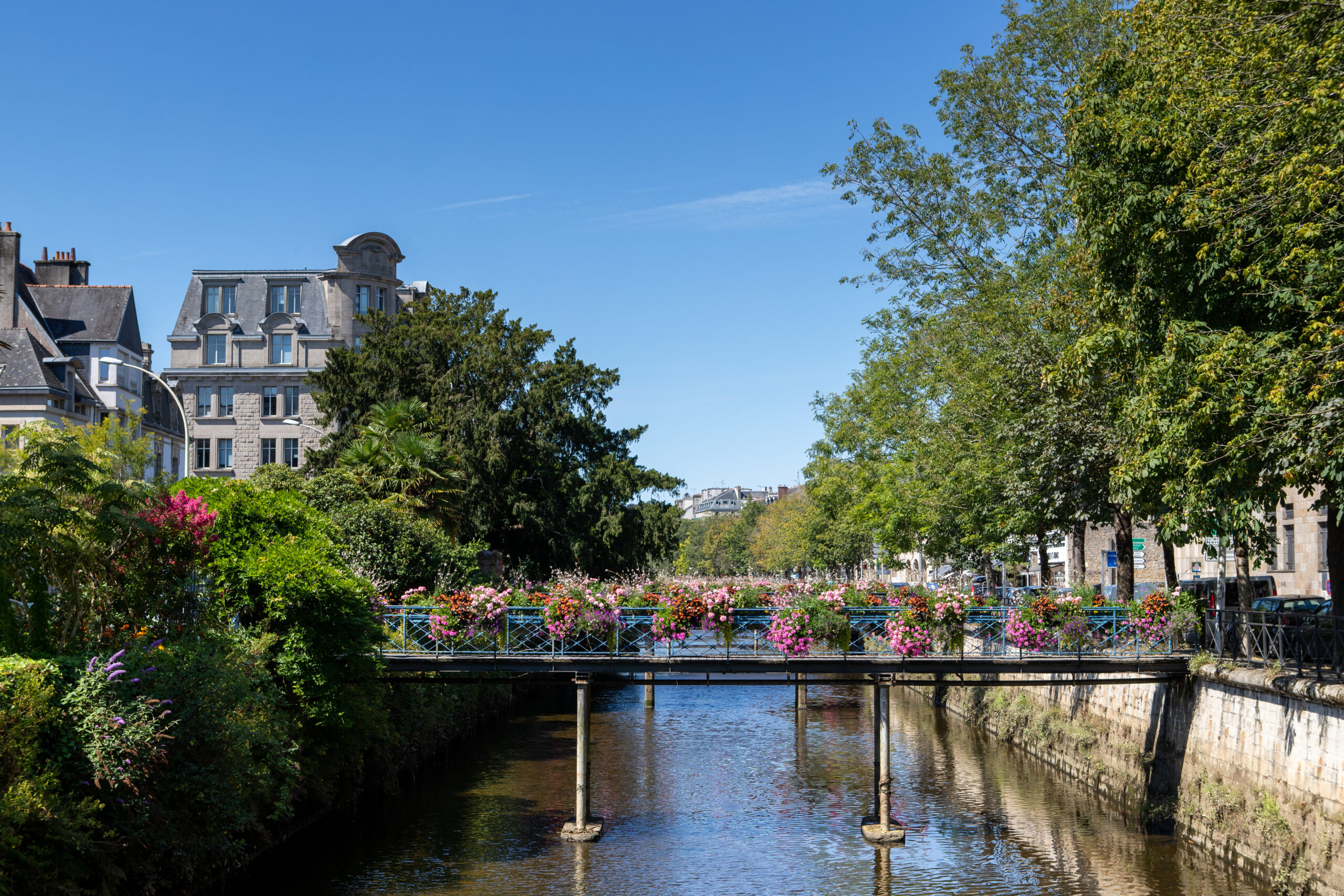 photographie d'un pont à Quimper dans le cadre d'un debarras et nettoyage quimper